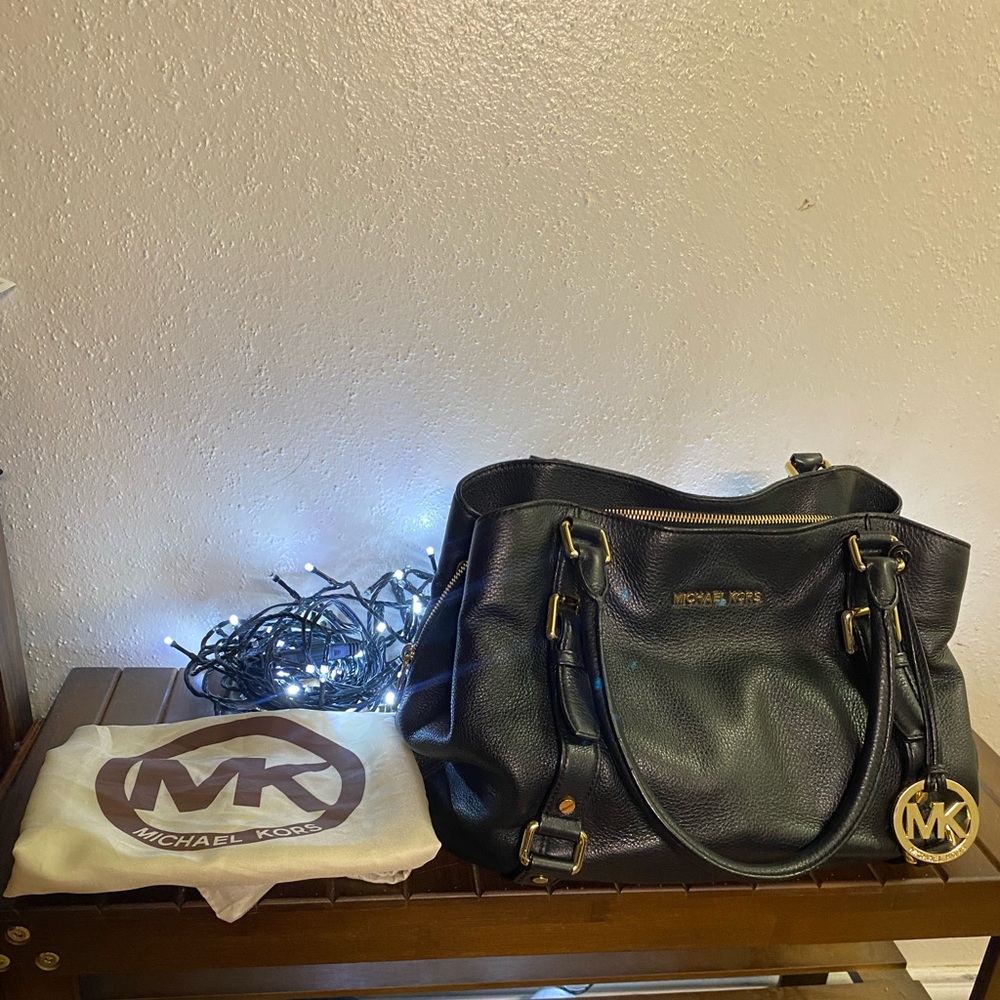 Pebbled leather shoulder MK bag